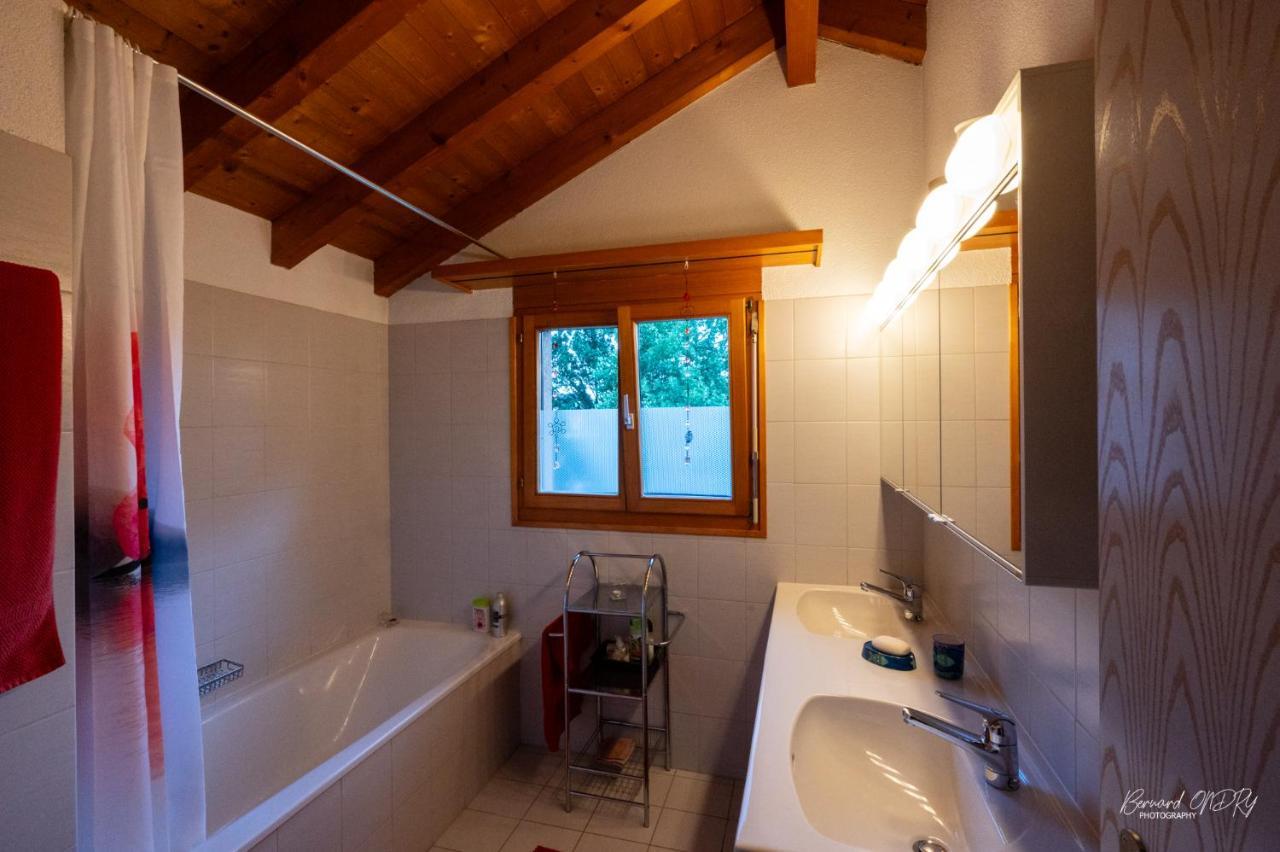 Zimmer Mit Eigenem Badezimmer Näfels Exterior photo
